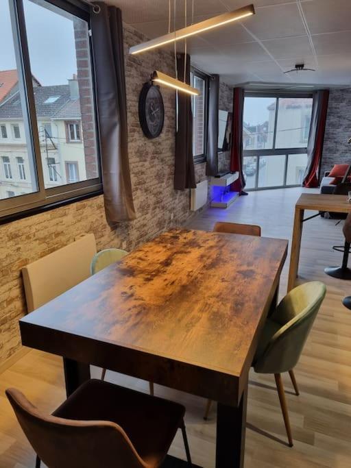 Cosy Loft - Calais Leilighet Eksteriør bilde